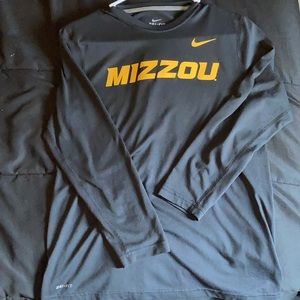 Long sleeve t shirt
